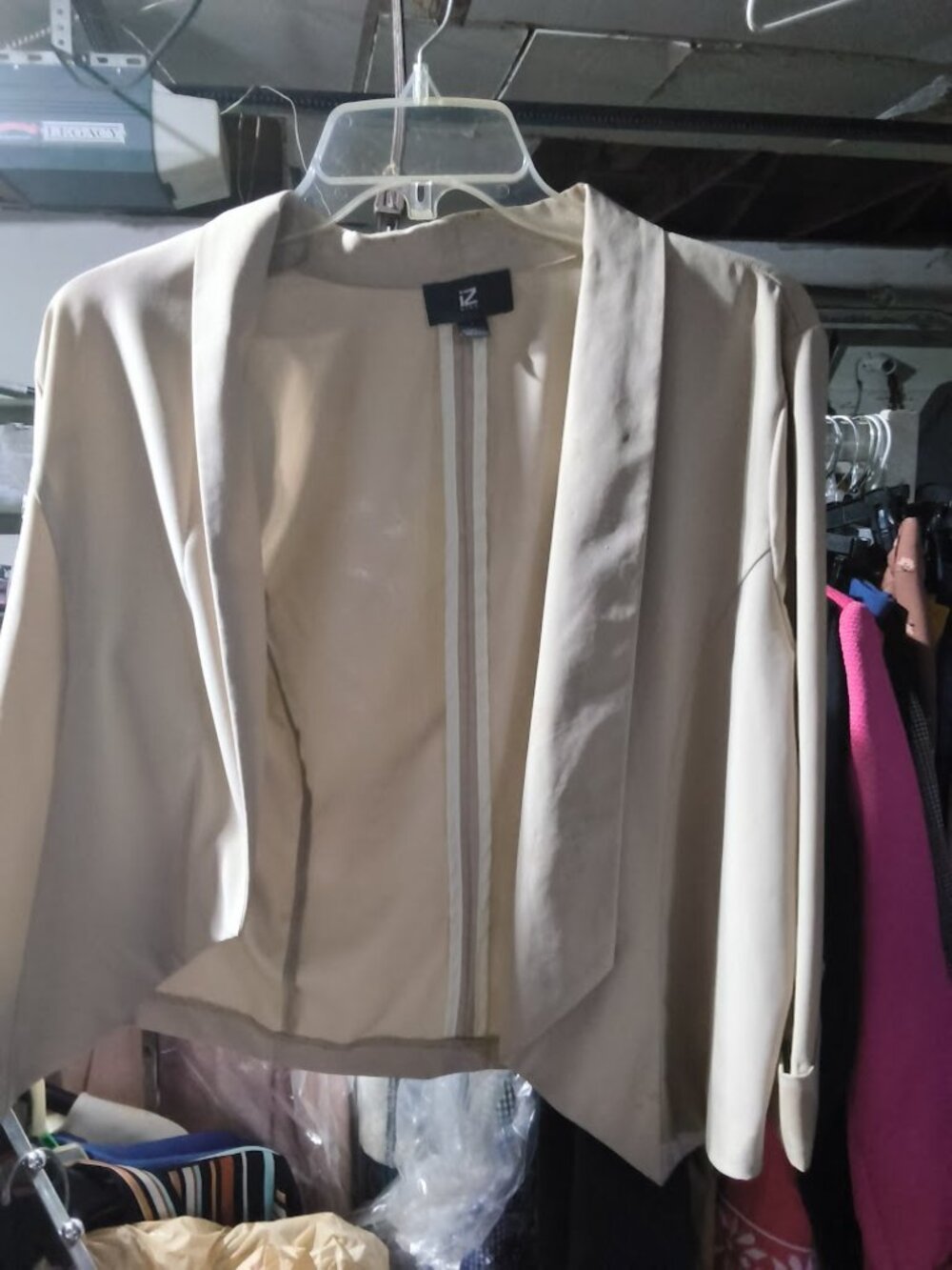 IZ Byer Beige Open Front Blazer Large Lightweight Jacket